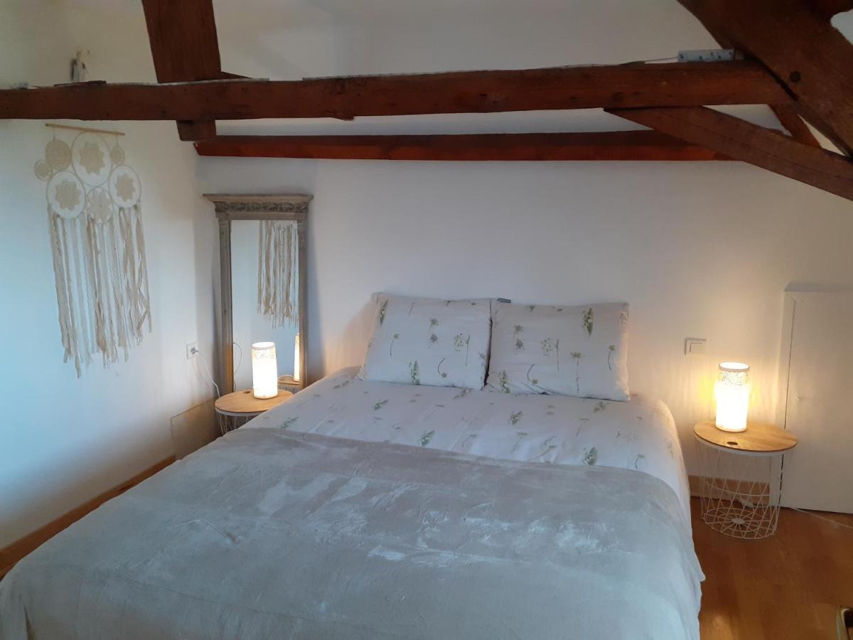 Chambre Dhotes B&B Le Figuier Benayes Exteriör bild