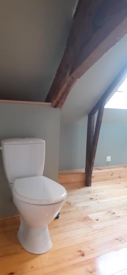 Chambre Dhotes B&B Le Figuier Benayes Exteriör bild