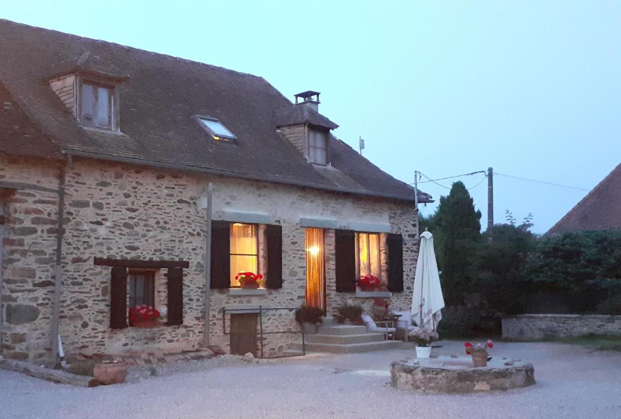 Chambre Dhotes B&B Le Figuier Benayes Exteriör bild
