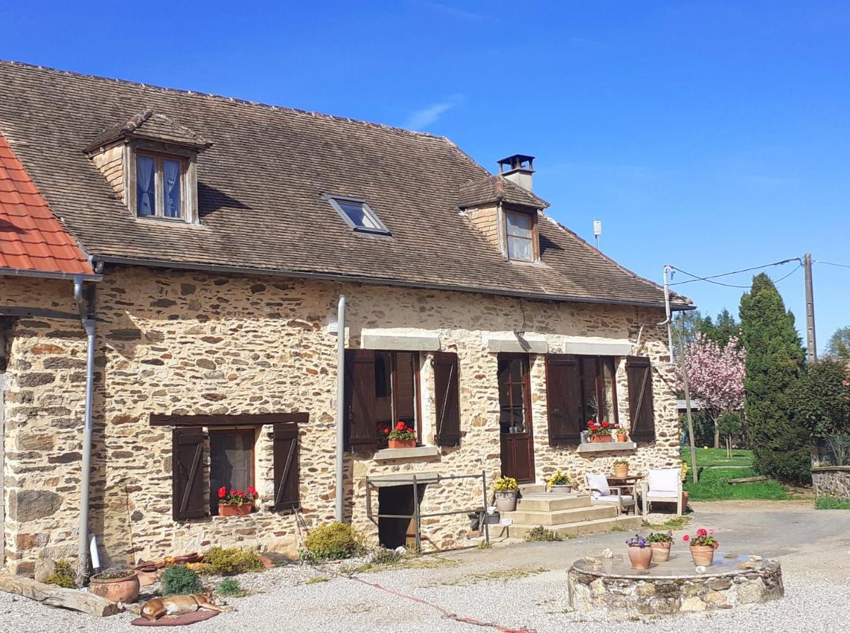 Chambre Dhotes B&B Le Figuier Benayes Exteriör bild